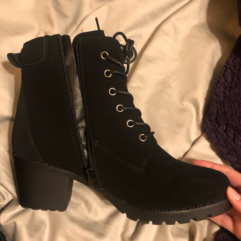 sofia taylor boots